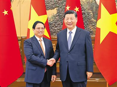 習(xí)近平會見越南總理范明政